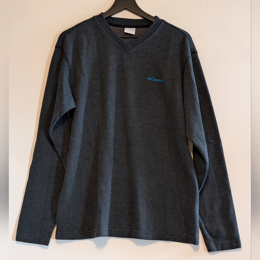 Columbia Mens Large V Neck Long Sleeve Knit Logo Pullover Shirt Sweater Soft